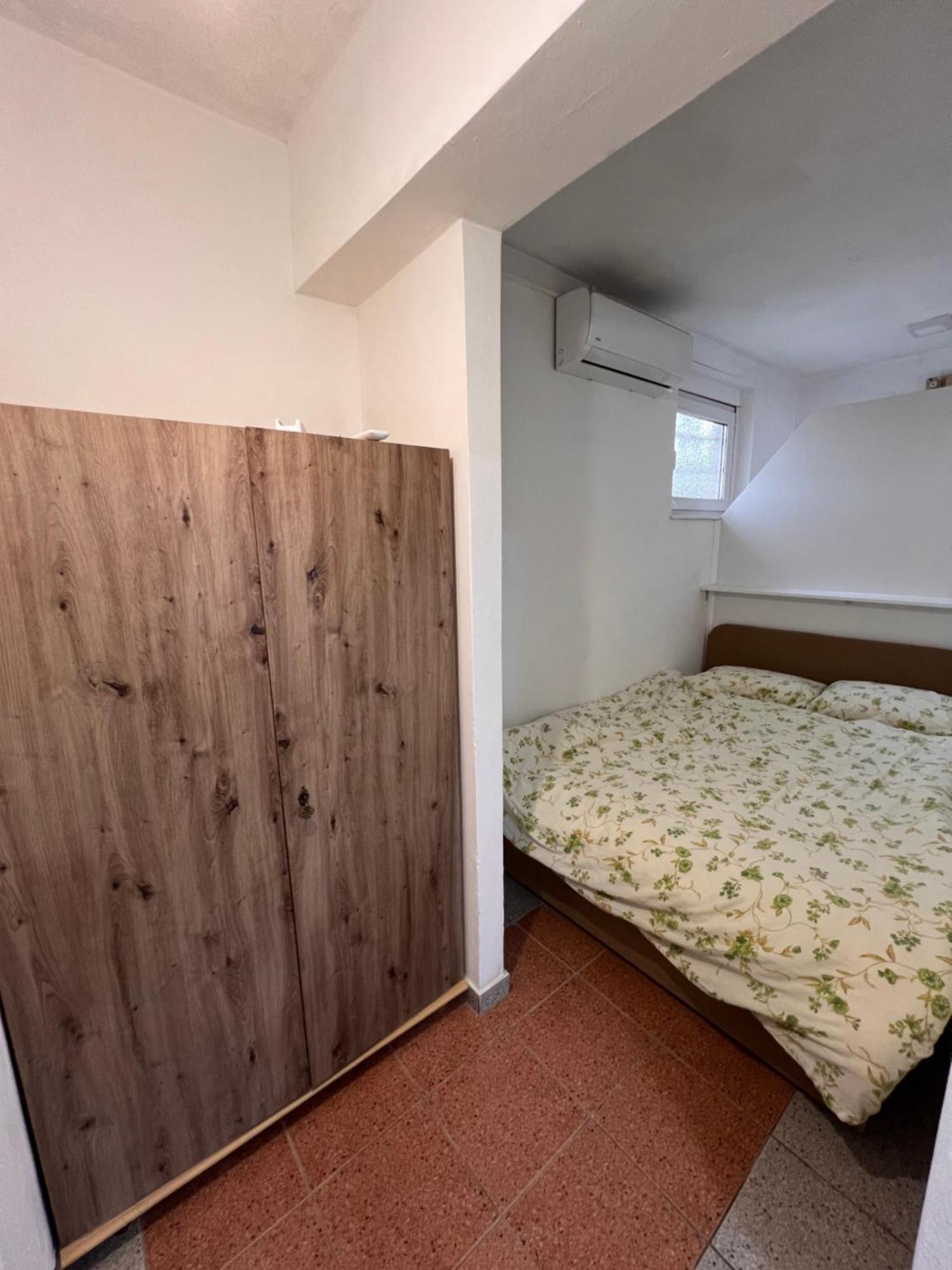 Babici 3 Apartman Hiseti Kültér fotó
